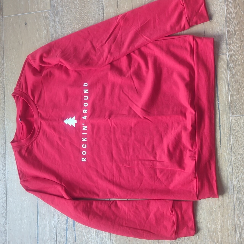 NWOT Christmas long sleeve